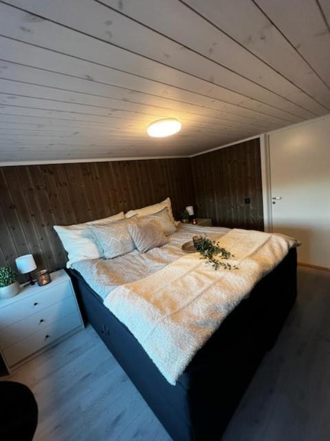Exclusive Funkis Cabin, Lake View, Rooftop Terrace, Jacuzzi, Sauna, Close To Golf And Alpine วราดาล ภายนอก รูปภาพ